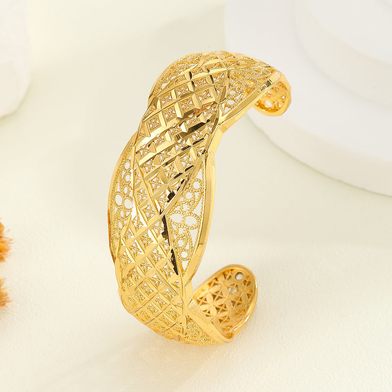 18K Gold Woven Cuff