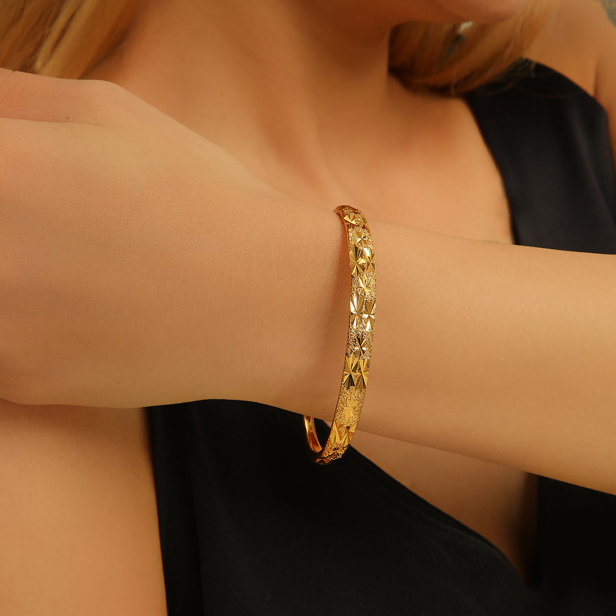 Sand Gold Open Bangle 18k Gold