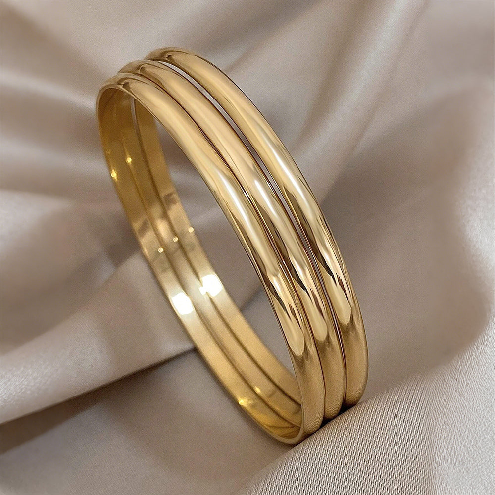 Triple Interlocked Rolling Bangle Bracelet