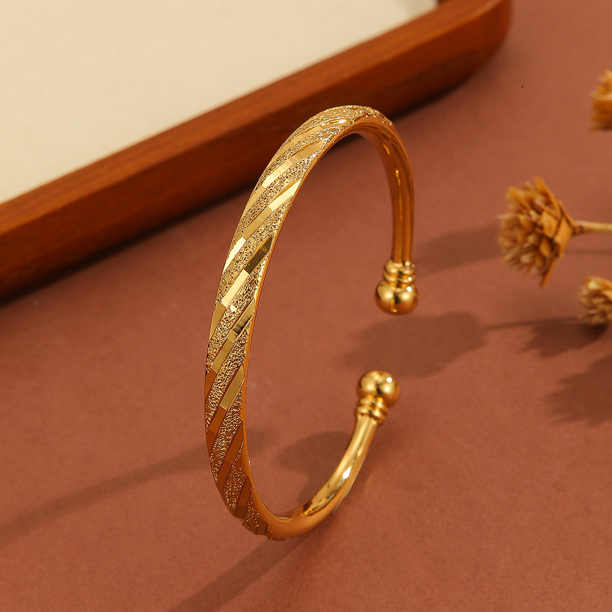 Sand Gold Open Bangle 18k Gold