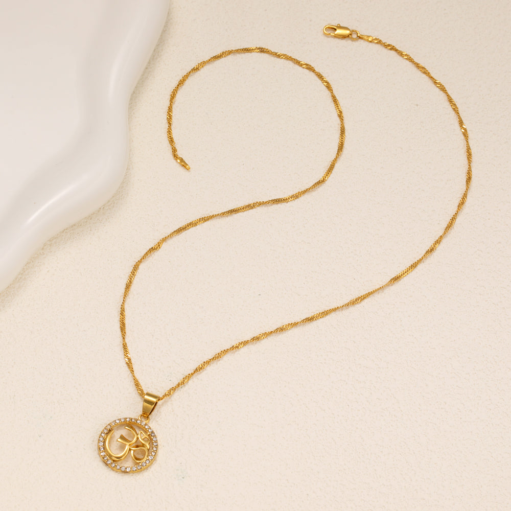 Circular Pendant Necklace